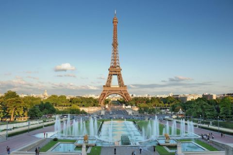 Destinasi Wisata Di Paris Yang Dekat Satu Sama Lain