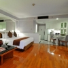 Centre Point Pratunam Hotel bedroom 9
