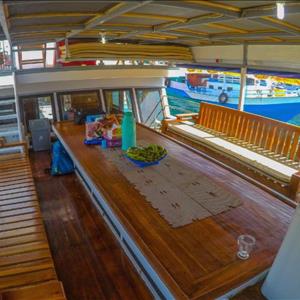 Standard Boat